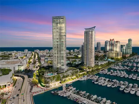 450 Alton Rd #906, Miami Beach, FL 33139