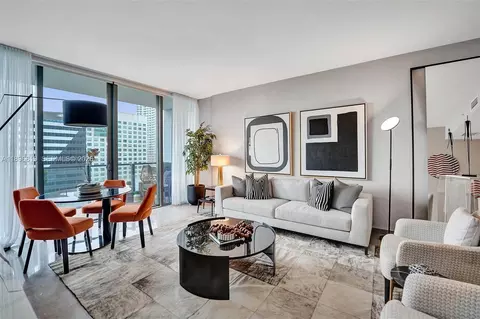 88 SW 7th St #1408, Miami, FL 33130