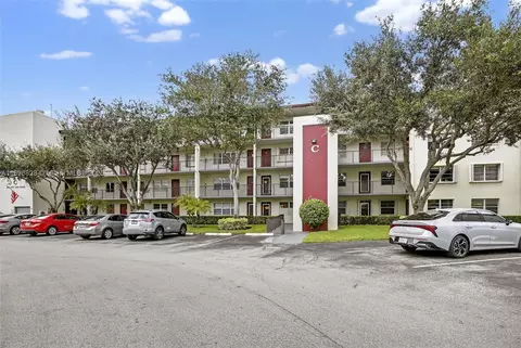 750 SW 133rd Ter #114C, Pembroke Pines, FL 33027