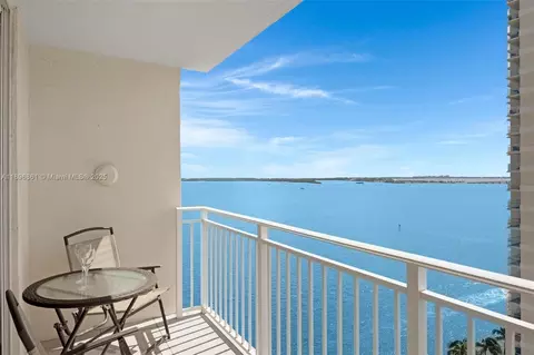 770 Claughton Island Dr #1712, Miami, FL 33131