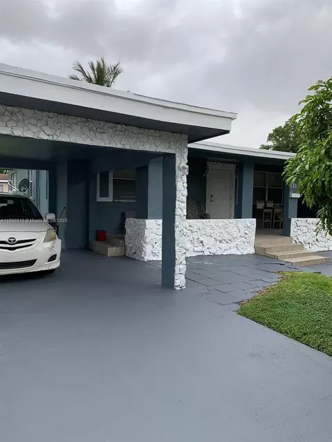 131 Carolina Ave, Fort Lauderdale, FL 33312