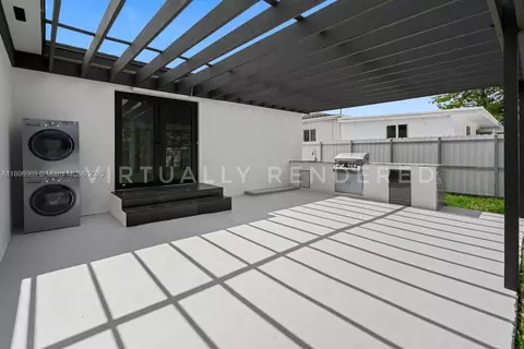 841 SE 11th Pl, Hialeah, FL 33010 photo 37