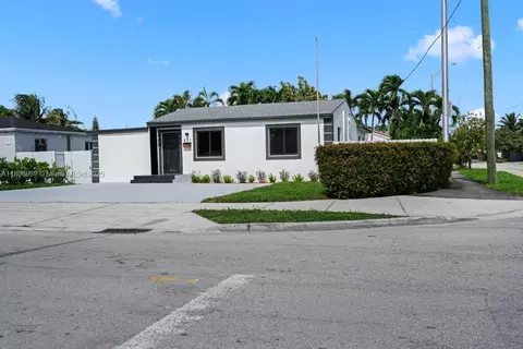 841 SE 11th Pl, Hialeah, FL 33010 photo 3