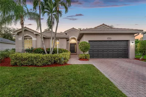 1894 NW 141st Ave, Pembroke Pines, FL 33028