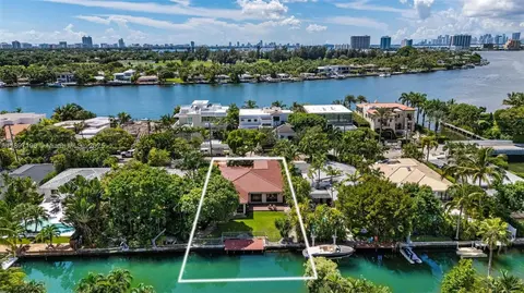 1855 Daytonia Rd, Miami Beach, FL 33141