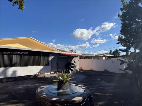 Exterior - 26 E 48th St, Hialeah, FL 33013 photo 2 of 4