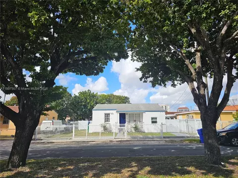 1020 SW 33rd Ave, Miami, FL 33135