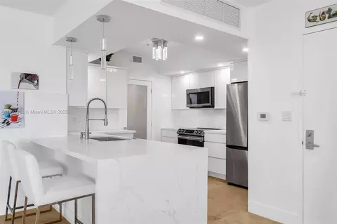 9066 SW 73rd Ct #2110, Miami, FL 33156