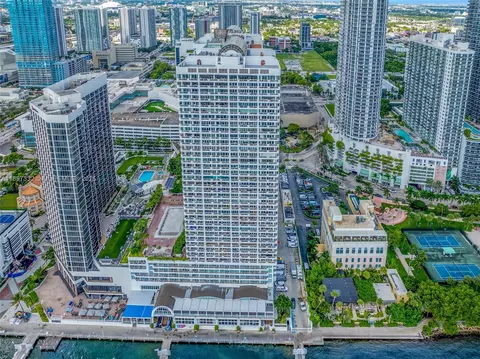 1717 N Bayshore Dr #A-2638, Miami, FL 33132
