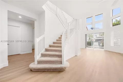 3699 NE 208th Ter, Aventura, FL 33180