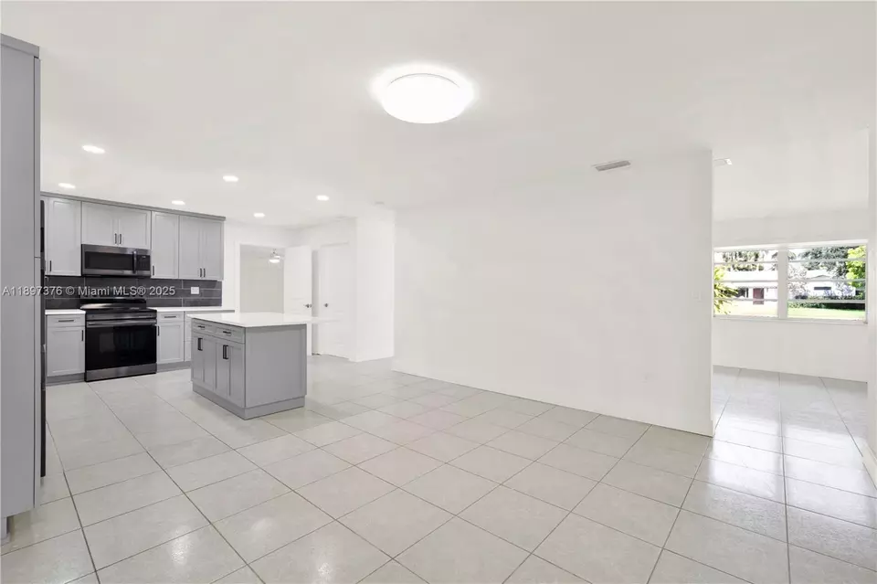 Other - 18320 SW 293rd St, Homestead, FL 33030 photo 5 of 8