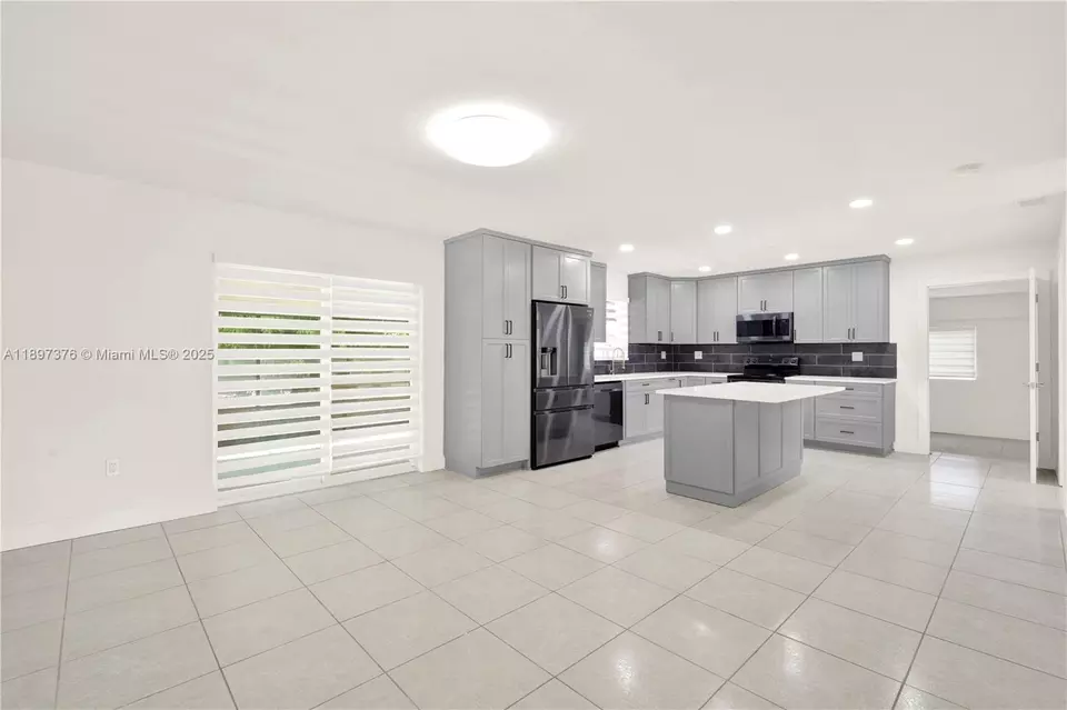 Other - 18320 SW 293rd St, Homestead, FL 33030 photo 3 of 8