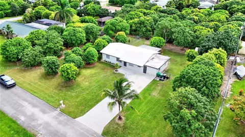 View/Area - 18320 SW 293rd St, Homestead, FL 33030 photo 1 of 6