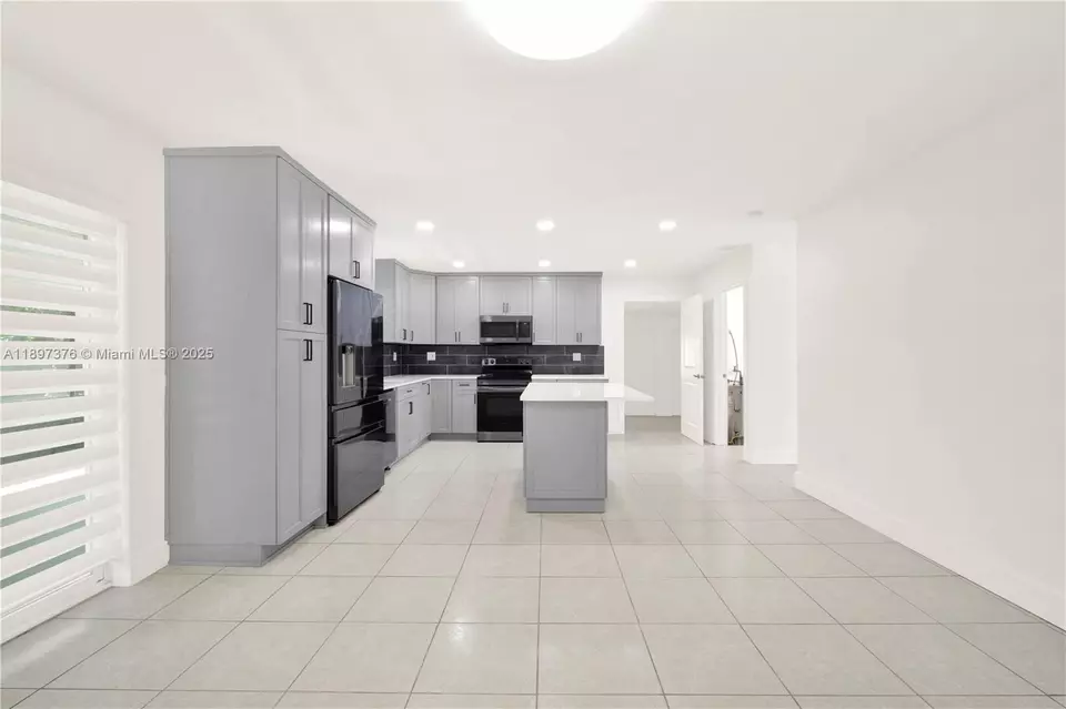 Other - 18320 SW 293rd St, Homestead, FL 33030 photo 4 of 8