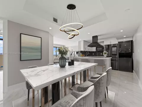 911 E Ponce De Leon Blvd #1601, Coral Gables, FL 33134