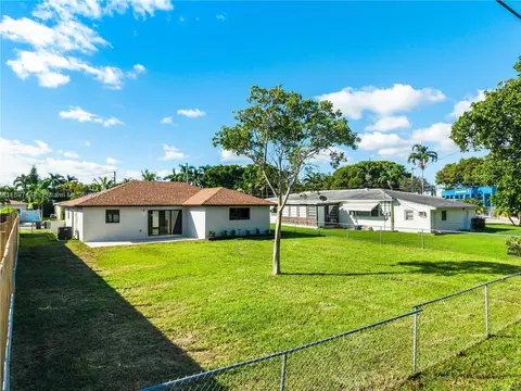 205 SE 3rd St, Dania Beach, FL 33004 photo 20
