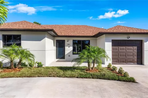 205 SE 3rd St, Dania Beach, FL 33004 photo 2