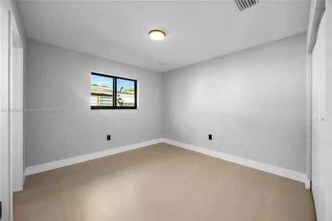 205 SE 3rd St, Dania Beach, FL 33004 photo 10