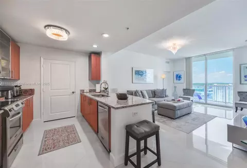 1945 S Ocean Dr #1909, Hallandale Beach, FL 33009