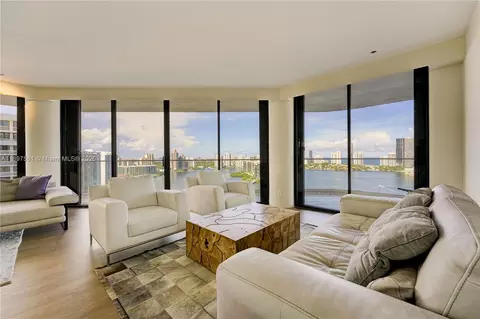 2800 Island Bl #2904, Aventura, FL 33160