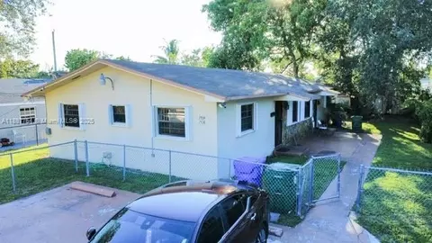 75347536 NW 4th Ave, Miami, FL 33150