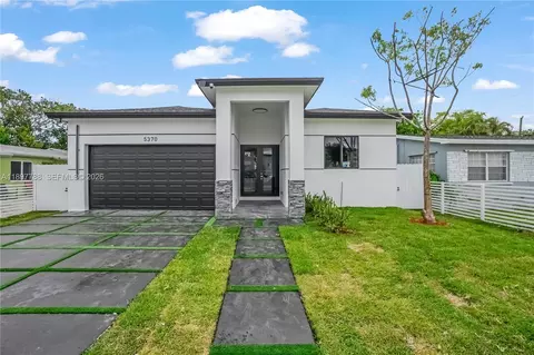 5370 Plunkett St, Hollywood, FL 33021