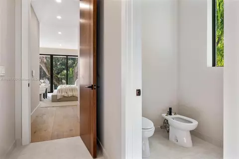 Entry Way - 2805 Freeman St, Miami, FL 33133 photo 2 of 2
