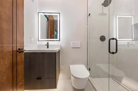 Bath - 2805 Freeman St, Miami, FL 33133 photo 8 of 11