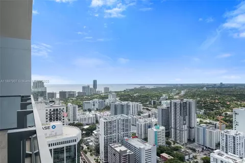 88 SW 7th St #3910, Miami, FL 33130