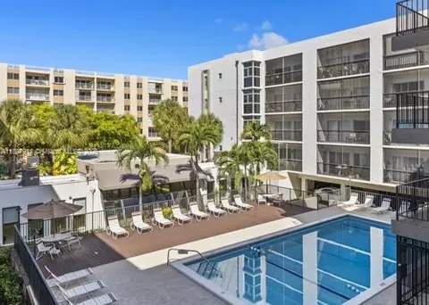 201 178th Dr #340, Sunny Isles Beach, FL 33160