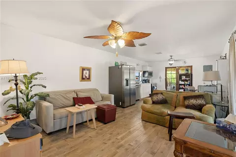 561 Gordon Cir, Key Largo, FL 33037 photo 6
