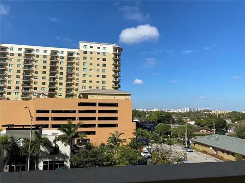 117 NW 42nd Ave #507, Miami, FL 33126