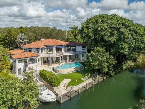 6700 Granada Blvd, Coral Gables, FL 33146