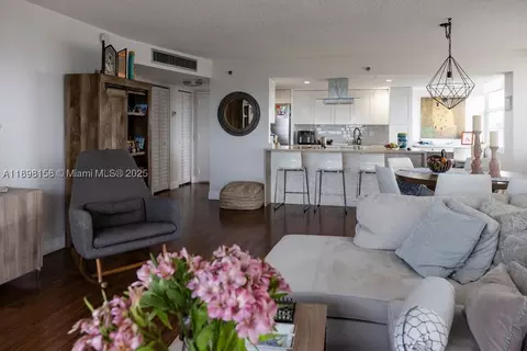 1300 Saint Charles Pl #PH12, Pembroke Pines, FL 33026