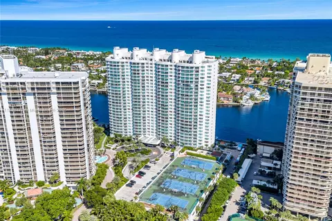 20201 E Country Club Dr #1907, Aventura, FL 33180