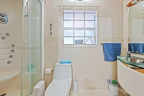 100 E 37th St, Hialeah, FL 33013 photo 14