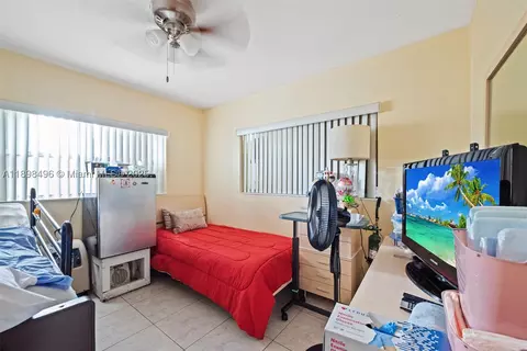 100 E 37th St, Hialeah, FL 33013 photo 19