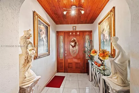 100 E 37th St, Hialeah, FL 33013 photo 4