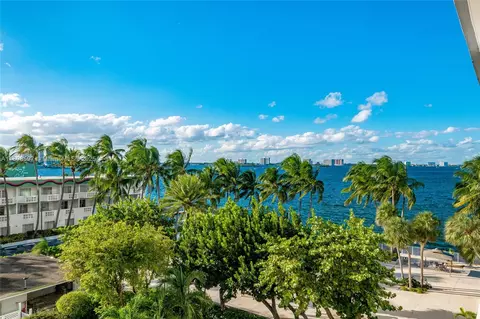 1865 79th St Cswy #5A, North Bay Village, FL 33141