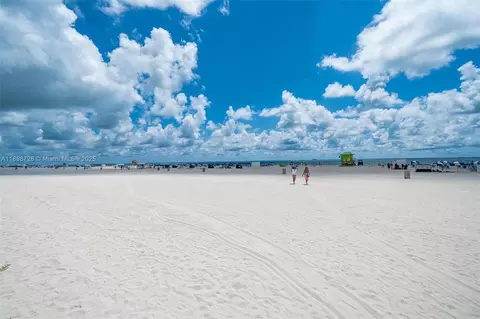441 Collins Ave #27, Miami Beach, FL 33139