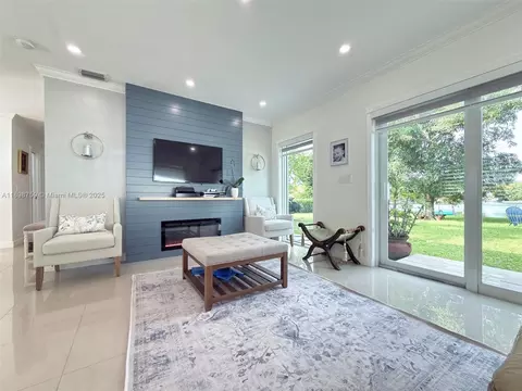 6340 W 14th Ave, Hialeah, FL 33012 photo 5