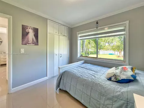 6340 W 14th Ave, Hialeah, FL 33012 photo 13