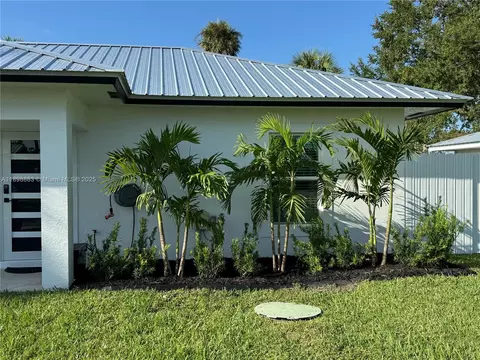 Exterior - 5218 SE 43 St, Okeechobee, FL 34974 photo 7 of 7