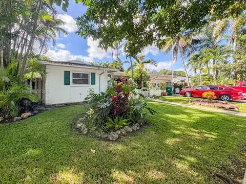 18730 SW 90th Ave, Cutler Bay, FL 33157