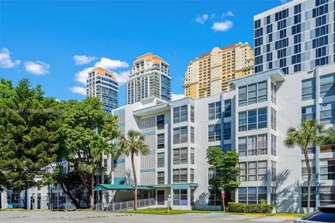 17620 Atlantic Blvd #316, Sunny Isles Beach, FL 33160