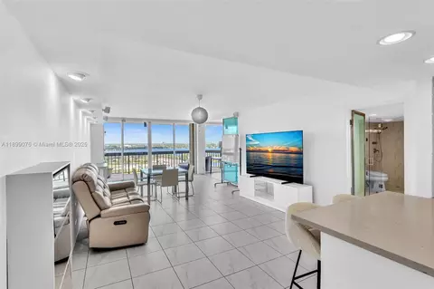 2425 Presidential Way #2003, West Palm Beach, FL 33401