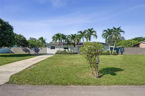 5275 S Cleveland Rd, Delray Beach, FL 33484