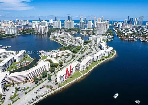 2920 Point East Dr #N311, Aventura, FL 33160