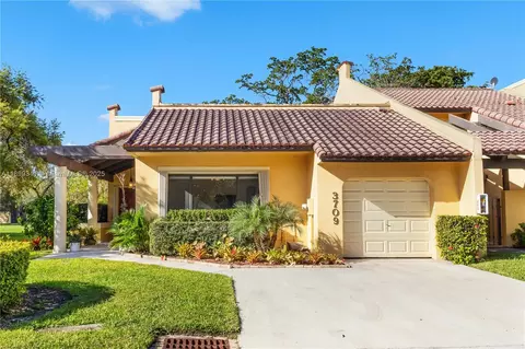 3709 Alcantara Ave #A-83, Doral, FL 33178