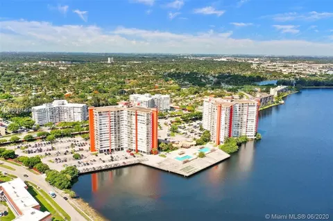 1351 NE Miami Gardens Dr #1404E, Miami, FL 33179